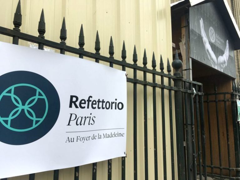 Il Refettorio parigino è realtà: Massimo Bottura e Lara Gilmore hanno inaugurato la quarta sede internazionale