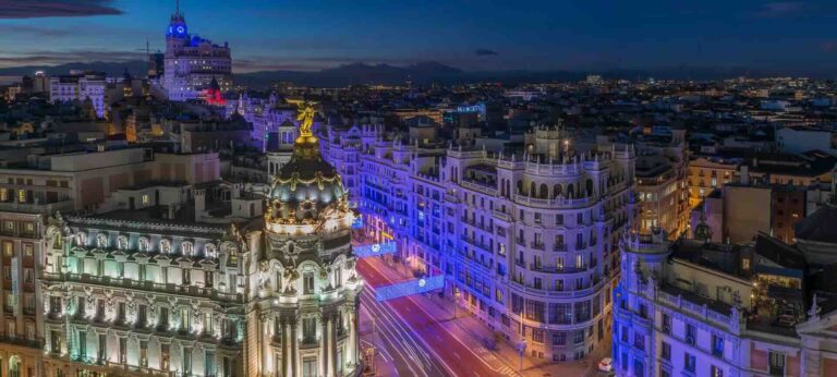 Madrid: esperienze uniche e  luoghi iconici dove alloggiare